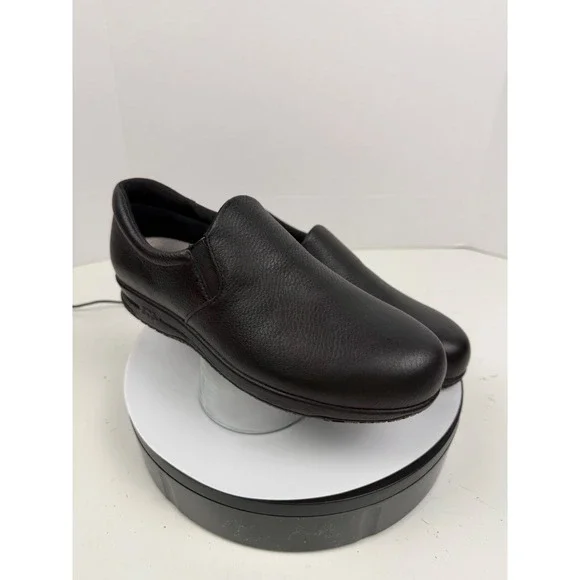 SAS Water Resistant Black Slip On Leather Grip Orthopedic Comfort Shoes Women 9M